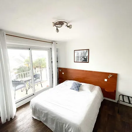 Les Alignements Hotel